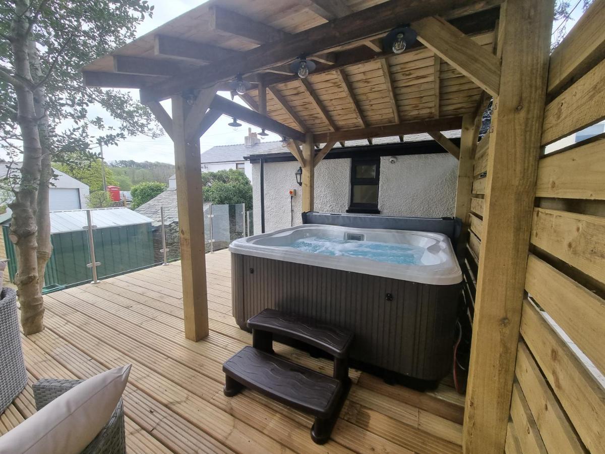 Holiday home Luxurious With Hot Tub, District Duddon