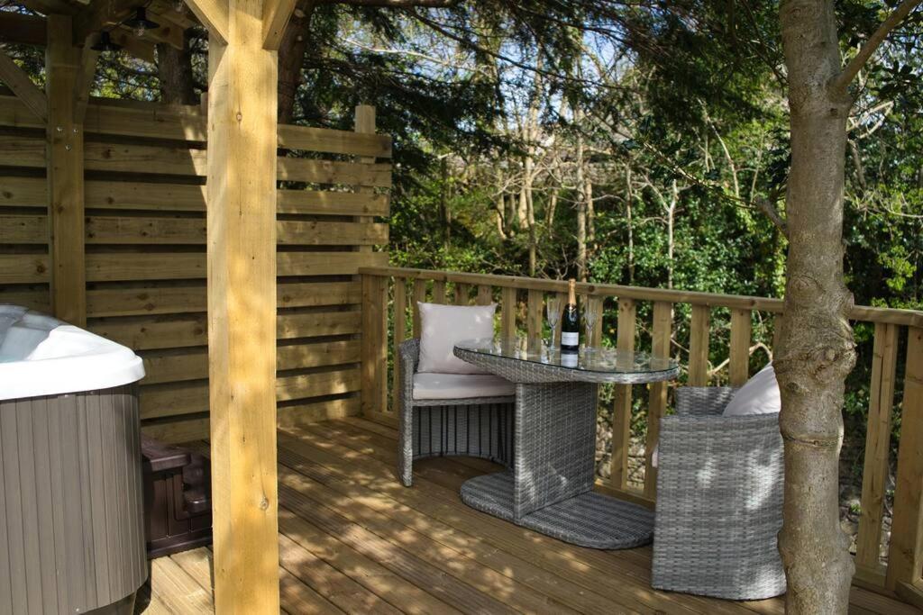 Holiday home Luxurious With Hot Tub, District