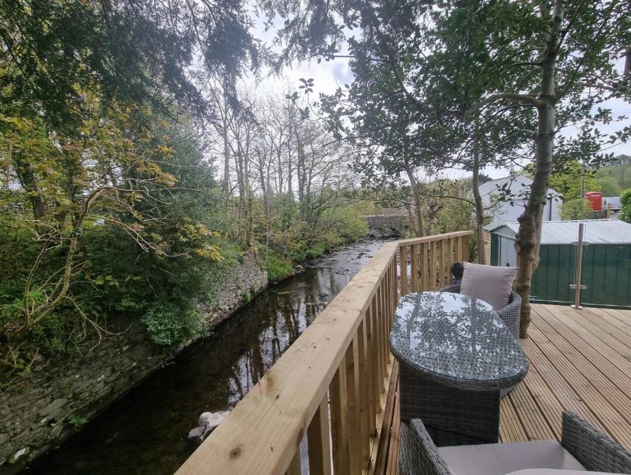 Luxurious With Hot Tub, District * Duddon