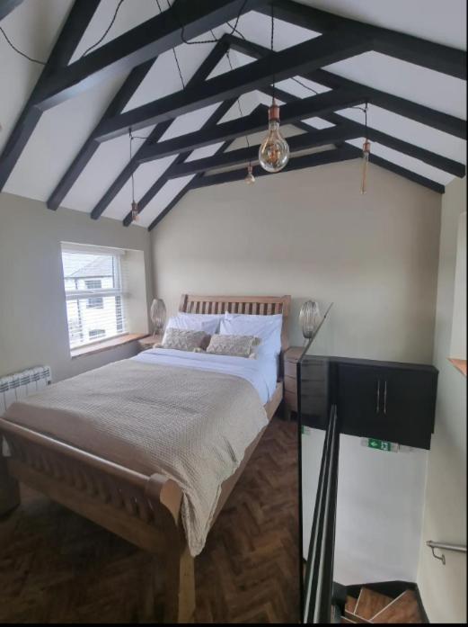 Holiday home Luxurious With Hot Tub, District